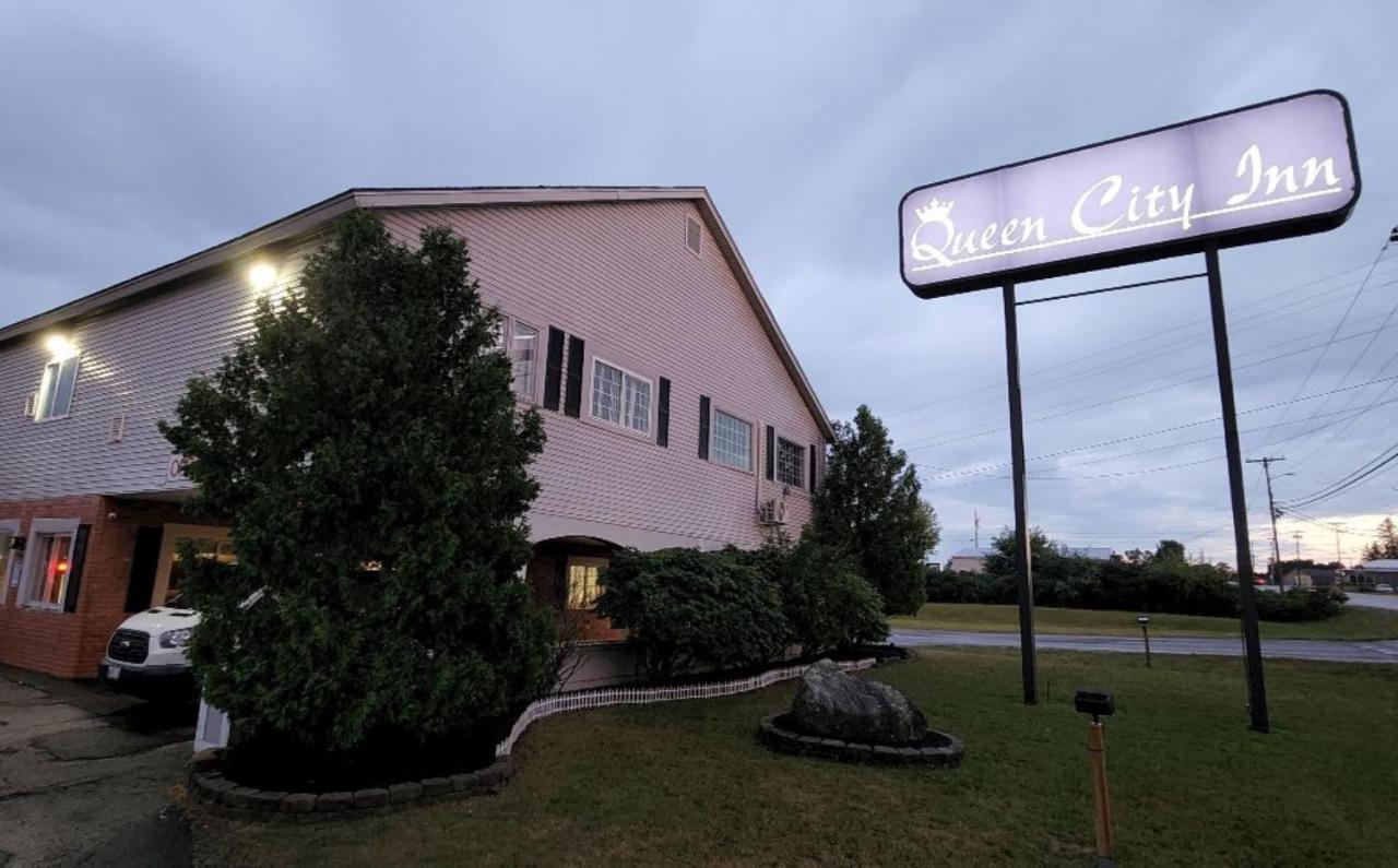 Queen City Inn Bangor Buitenkant foto